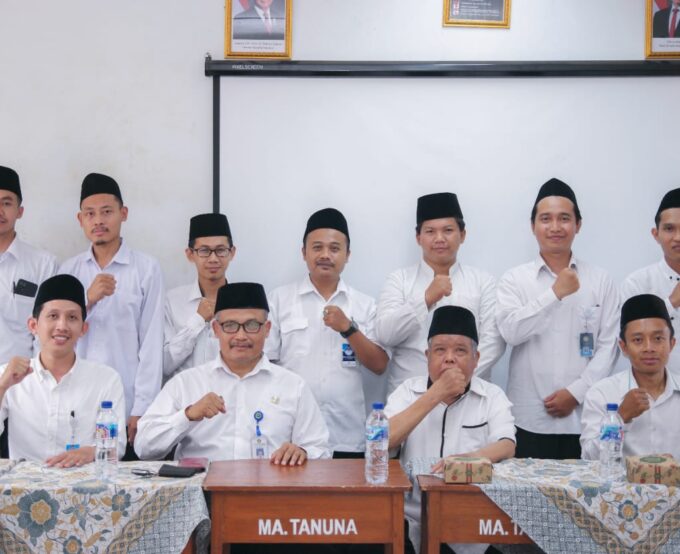 Mendalami Manfaat Pentingnya Website Sekolah